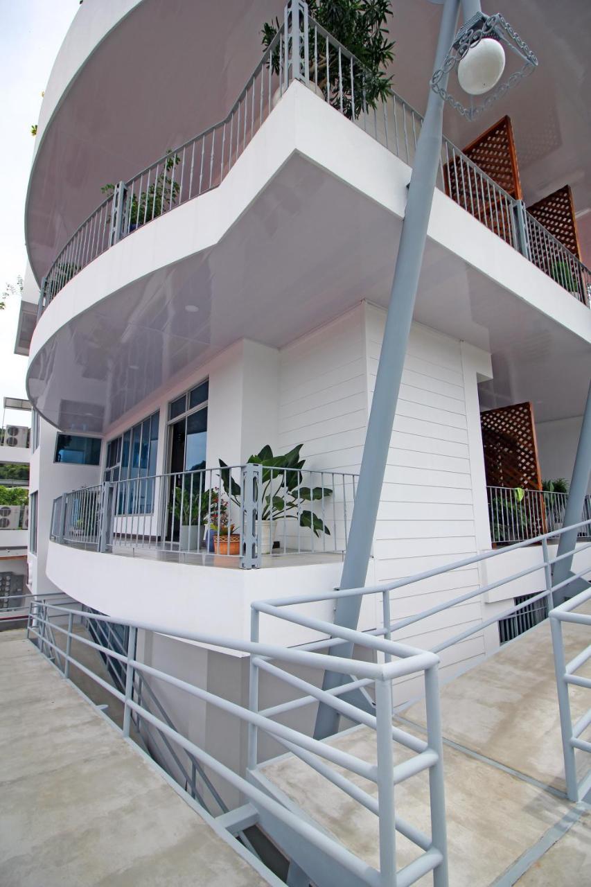 Hôtel Puerta Del Cielo Quepos Extérieur photo