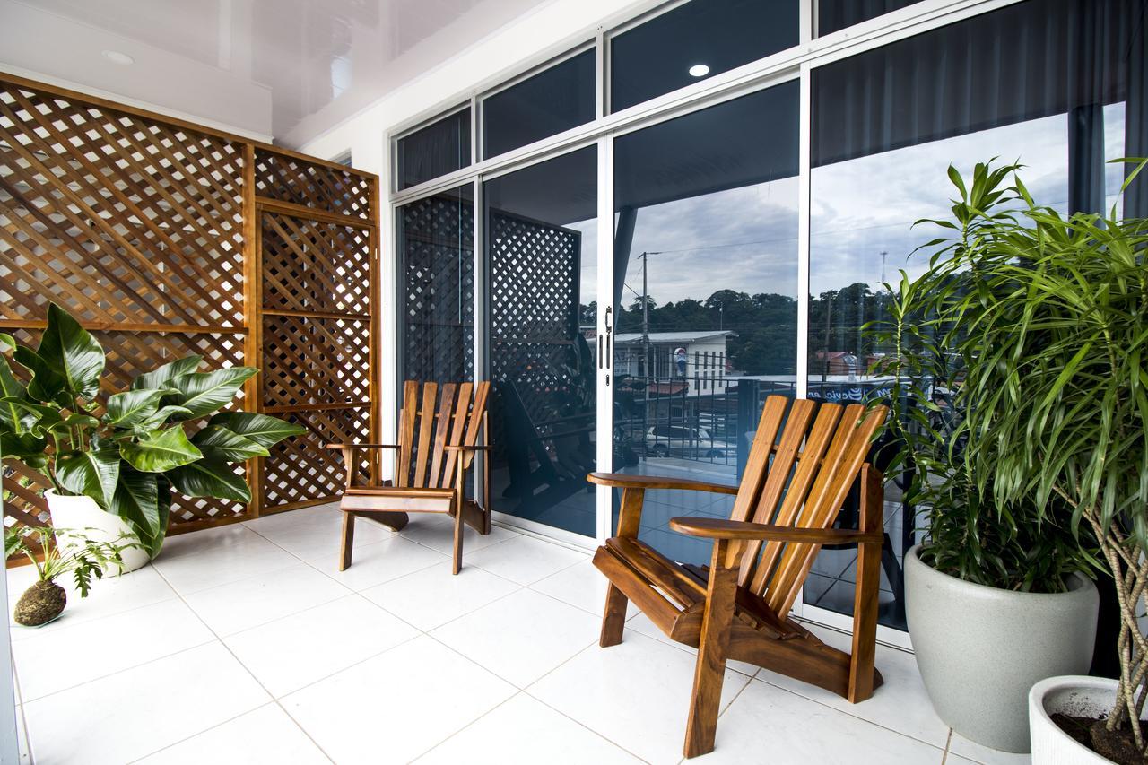 Hôtel Puerta Del Cielo Quepos Extérieur photo