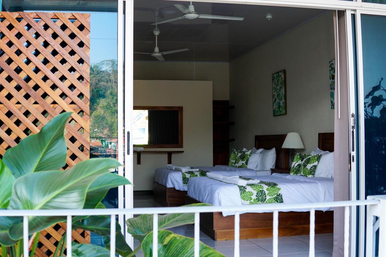 Hôtel Puerta Del Cielo Quepos Extérieur photo