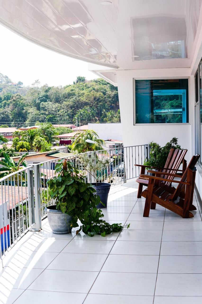Hôtel Puerta Del Cielo Quepos Extérieur photo